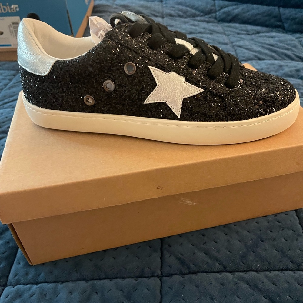 Brand new white raven sparkle sneakers